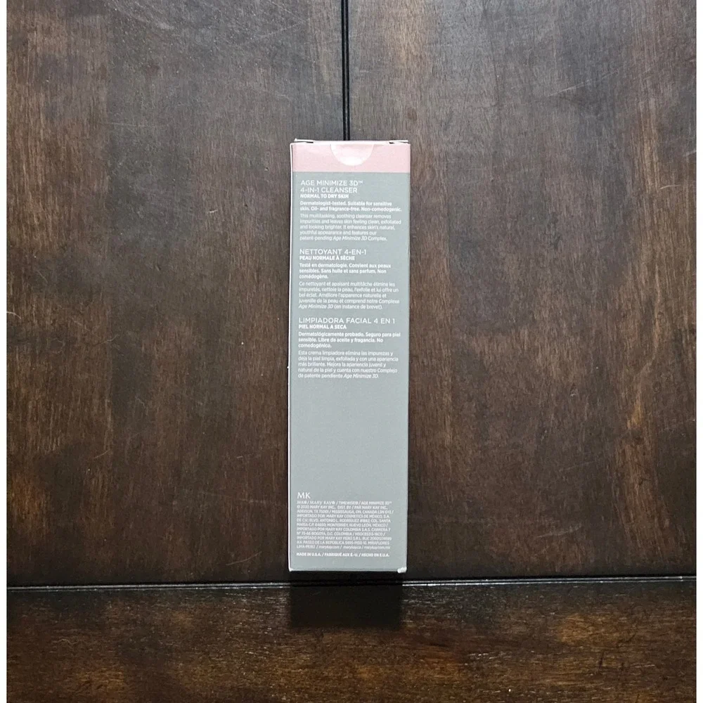 Mary Kay Timewise Age‎ Minimize 3D 4 in 1 Cleanser 4.5oz